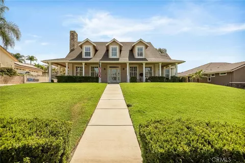 7455 Via Deldene Ln, Highland, CA 92346
