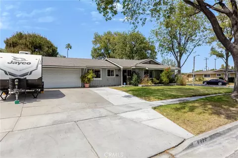 Exterior - 9053 Delano, Riverside, CA 92503 photo 5 of 15