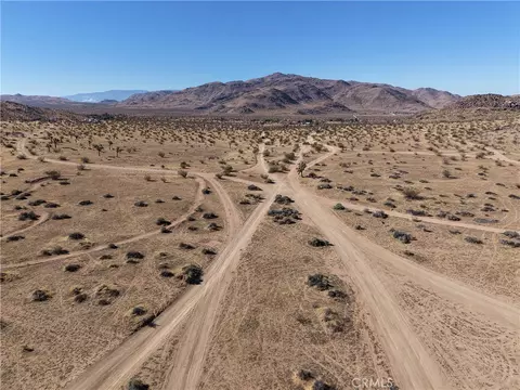 1 Fairview Vly, Apple Valley, CA 92307 photo 6