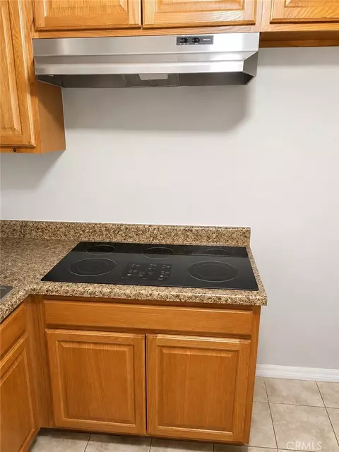 Kitchen - 17391 Sequoia, Hesperia, CA 92345 photo 4 of 4