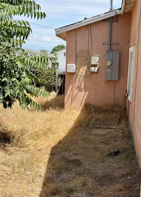 Exterior - 5580 Noble St, Riverside, CA 92503 photo 9 of 21