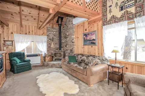 Living - 630 Pine, Sugarloaf, CA 92386 photo 3 of 3