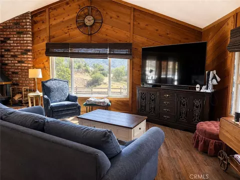 Living - 32180 Wesley, Wildomar, CA 92595 photo 1 of 5