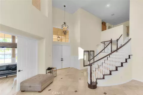Entry Way - 13385 Canyon Hts, Yucaipa, CA 92399 photo 2 of 19