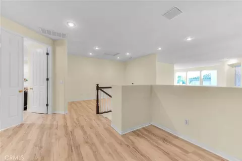 Entry Way - 13385 Canyon Hts, Yucaipa, CA 92399 photo 11 of 19