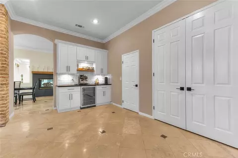 Entry Way - 13385 Canyon Hts, Yucaipa, CA 92399 photo 5 of 19