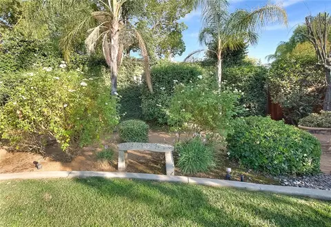 Exterior - 13385 Canyon Hts, Yucaipa, CA 92399 photo 6 of 14