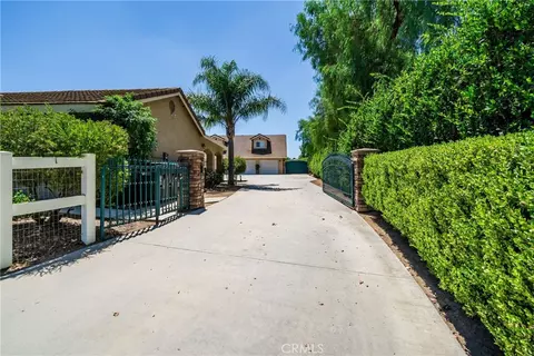 Exterior - 17945 Copper Queen, Perris, CA 92570 photo 2 of 17