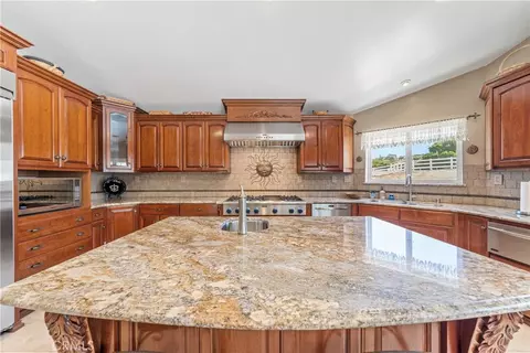 Kitchen - 17945 Copper Queen, Perris, CA 92570 photo 5 of 5
