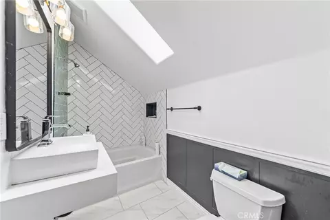Bath - 17945 Copper Queen, Perris, CA 92570 photo 5 of 5