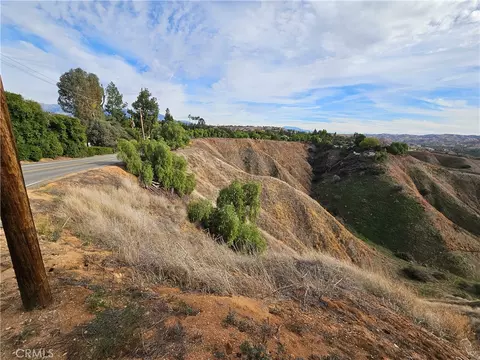 1 Sunset Dr, Redlands, CA 92373 photo 3