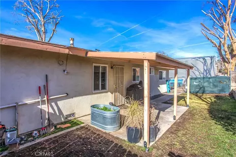 Exterior - 32390 Avenue D, Yucaipa, CA 92399 photo 7 of 9