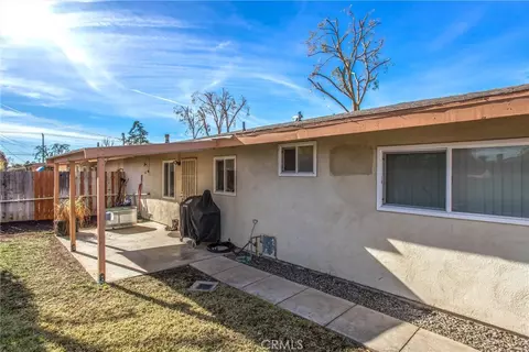 Exterior - 32390 Avenue D, Yucaipa, CA 92399 photo 8 of 9