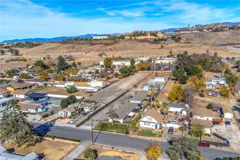 View/Area - 32390 Avenue D, Yucaipa, CA 92399 photo 7 of 11