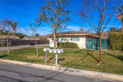 Exterior - 32390 Avenue D, Yucaipa, CA 92399 photo 2 of 9