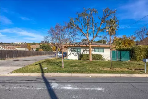 Exterior - 32390 Avenue D, Yucaipa, CA 92399 photo 1 of 9