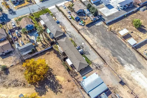 View/Area - 32390 Avenue D, Yucaipa, CA 92399 photo 3 of 11