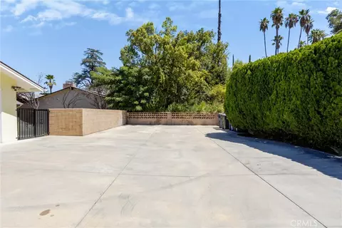 Exterior - 1151 W W Cres, Redlands, CA 92373 photo 14 of 17