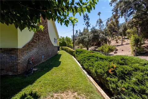 Exterior - 1151 W W Cres, Redlands, CA 92373 photo 17 of 17