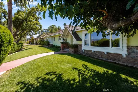 Exterior - 1151 W W Cres, Redlands, CA 92373 photo 7 of 17