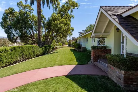 Exterior - 1151 W W Cres, Redlands, CA 92373 photo 5 of 17