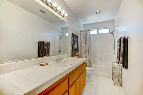 Bath - 14035 Moonridge, Riverside, CA 92503 photo 4 of 5