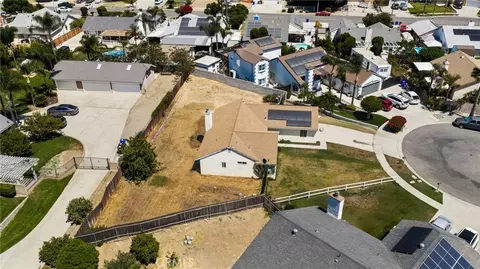 254 Hawthorne St, Rialto, CA 92376 photo 23