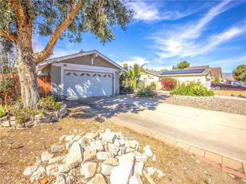 Exterior - 1539 Robyn, Redlands, CA 92374 photo 5 of 18