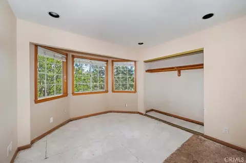 Bedroom - 26620 Modoc, Lake Arrowhead, CA 92352 photo 6 of 7