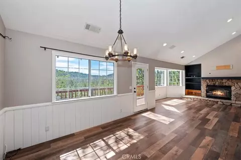 Living - 26620 Modoc, Lake Arrowhead, CA 92352 photo 5 of 5