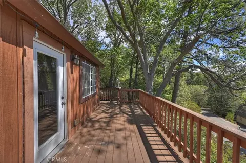 Exterior - 26620 Modoc, Lake Arrowhead, CA 92352 photo 5 of 6