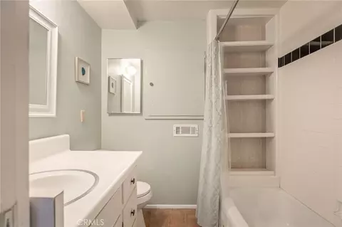 Bath - 24251 Great View Dr, Crestline, CA 92325 photo 4 of 4