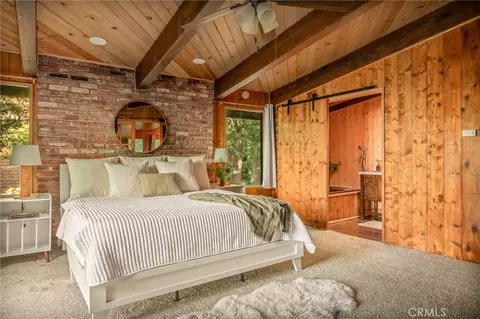 Bedroom - 24251 Great View Dr, Crestline, CA 92325 photo 3 of 6