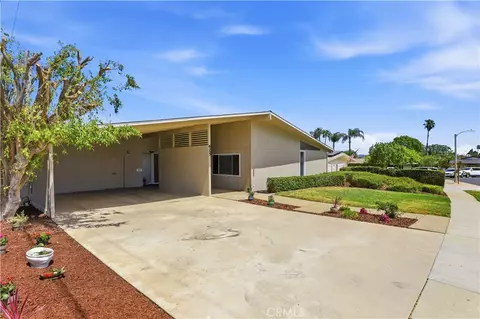 Exterior - 625 Lancer, Corona, CA 92879 photo 12 of 14