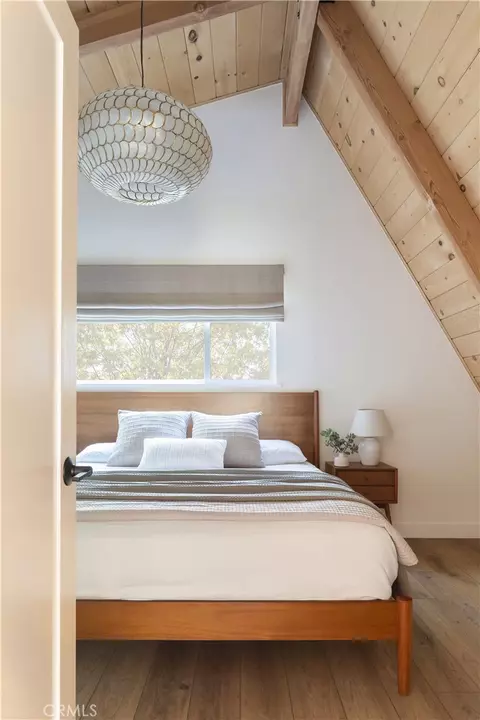 Bedroom - 1340 Yosemite, Lake Arrowhead, CA 92352 photo 4 of 4