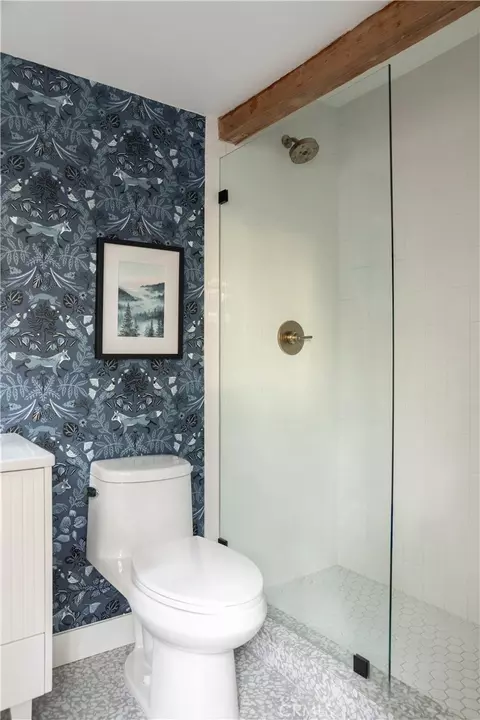 Bath - 1340 Yosemite, Lake Arrowhead, CA 92352 photo 5 of 5