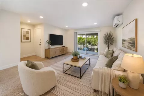 11138 Aqua Vista St #19, Studio City, CA 91602