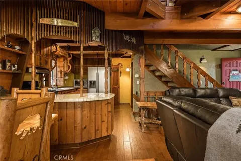 Kitchen - 24244 Altdorf, Crestline, CA 92325 photo 1 of 3