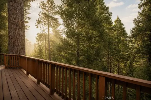 Exterior - 24244 Altdorf, Crestline, CA 92325 photo 2 of 5