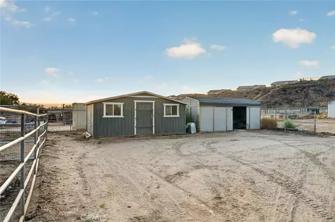 Exterior - 13220 Jefferson, Yucaipa, CA 92399 photo 4 of 6