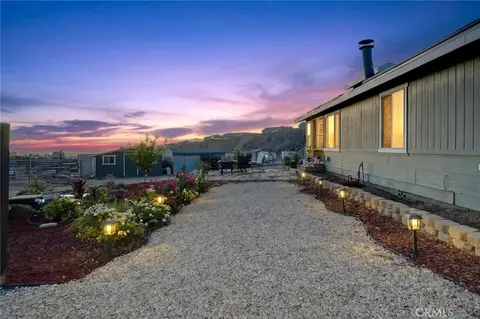 Exterior - 13220 Jefferson, Yucaipa, CA 92399 photo 5 of 6