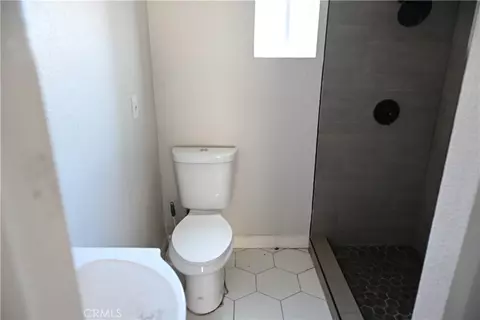 Bath - 22326 Pico St, Grand Terrace, CA 92313 photo 4 of 4