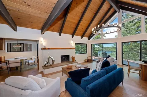 Living - 359 John Muir Rd, Lake Arrowhead, CA 92352 photo 1 of 7