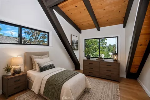Bedroom - 359 John Muir Rd, Lake Arrowhead, CA 92352 photo 3 of 6