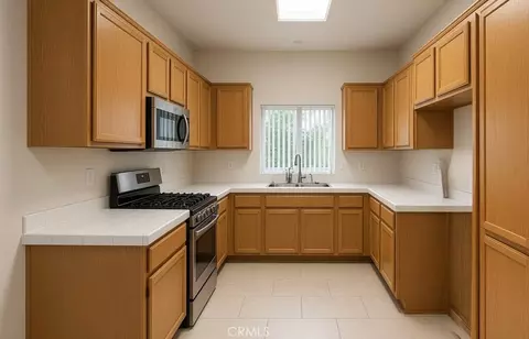Kitchen - 5599 Applecross, Riverside, CA 92507 photo 1 of 1