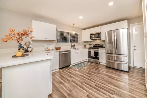 Kitchen - 4659 Crestview, Norco, CA 92860 photo 2 of 6