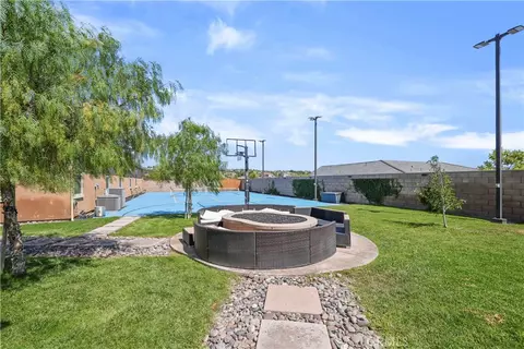Exterior - 16282 Ginger Crk, Riverside, CA 92504 photo 12 of 17