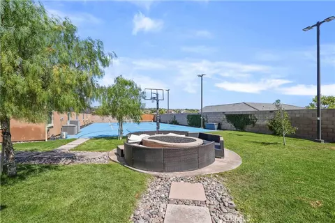 Exterior - 16282 Ginger Crk, Riverside, CA 92504 photo 15 of 17