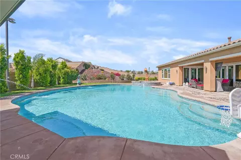 Exterior - 16282 Ginger Crk, Riverside, CA 92504 photo 10 of 17
