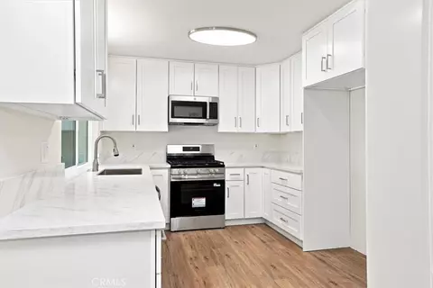 Kitchen - 2160 Mccormack, Placentia, CA 92870 photo 3 of 3